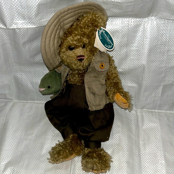 The bearington collection fishing bear - Picture 1 of 4